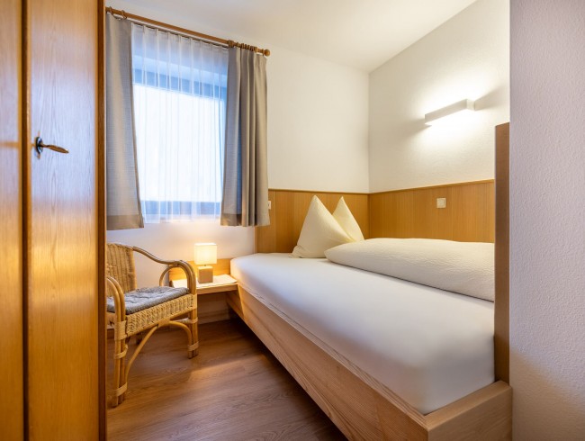 Schlafzimmer mit Einzelbett
